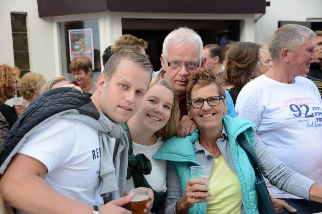 ../Images/Donderdag kermis 072.jpg